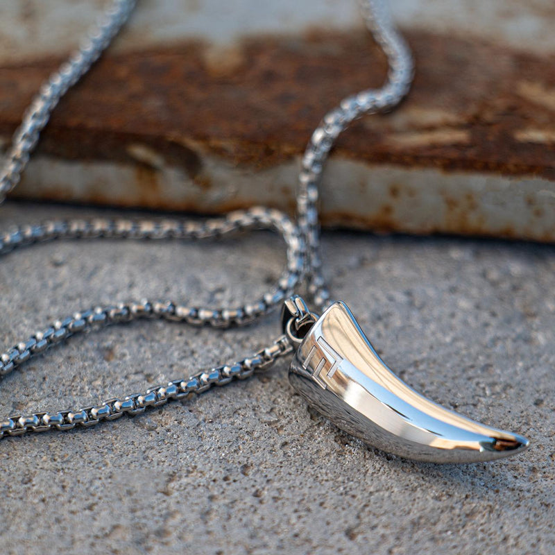 Tiger Claw Necklace in Black
