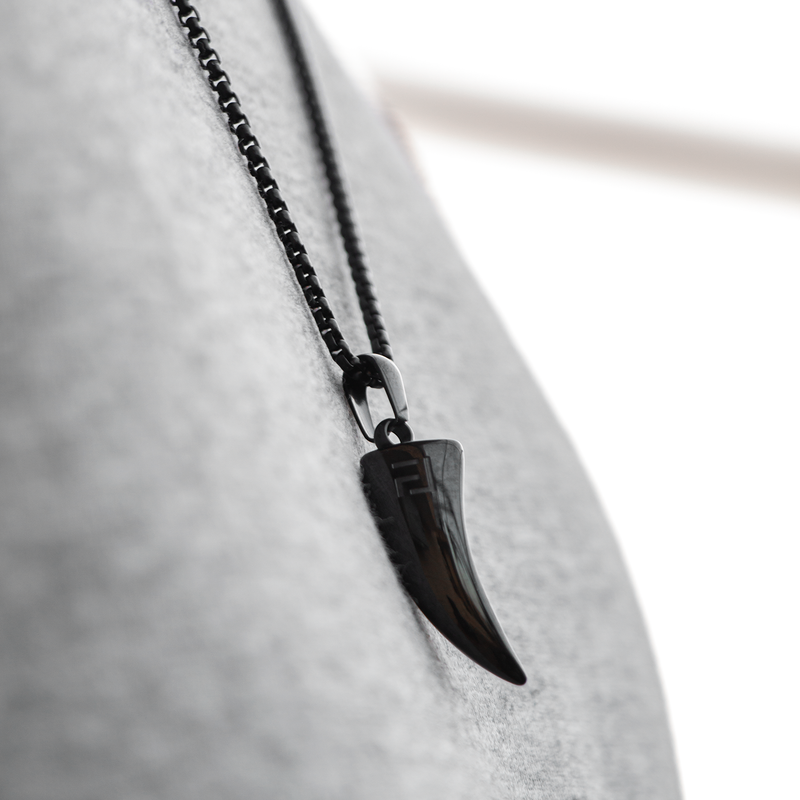 Tiger Claw Necklace in Black